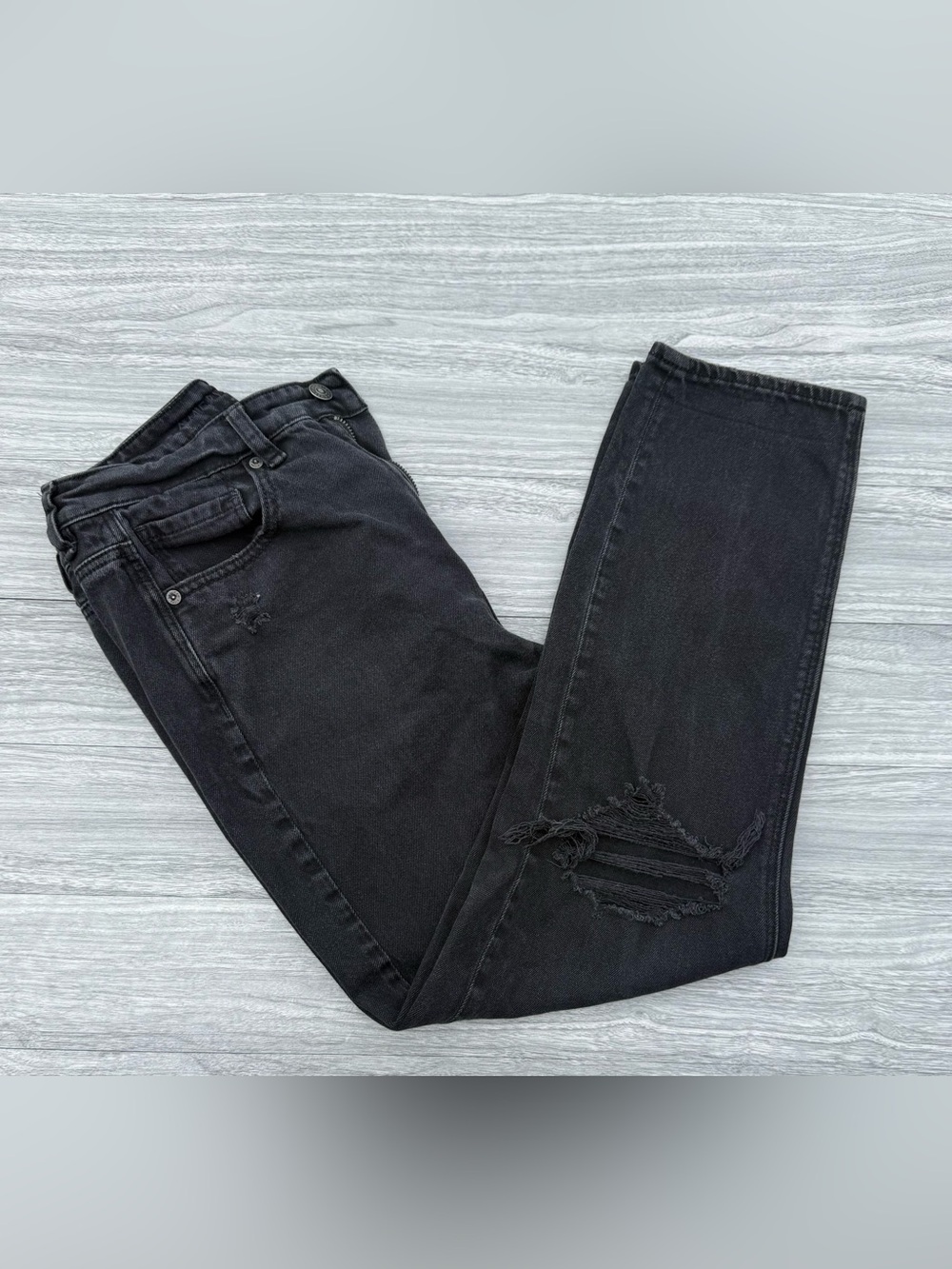 American Eagle Outfitters Black Slim Straight Distressed Jeans